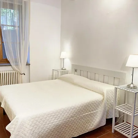 Con Piscina E Giardino A Apartamento *