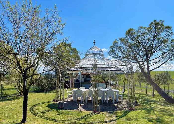 Con Piscina E Giardino A 锡耶纳