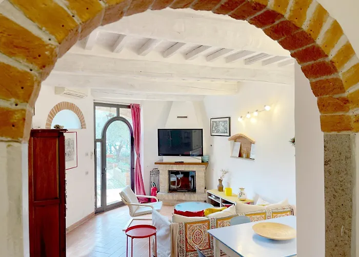 Con Piscina E Giardino A Apartmán *