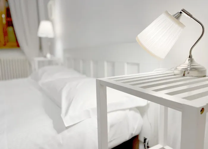 Con Piscina E Giardino A Apartamento *